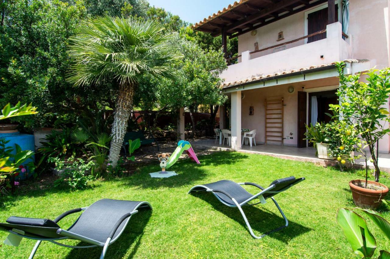 Rosa Holiday Home Villasimius Kültér fotó